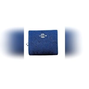 Coach Navy Snap Wallet Excellent Condition